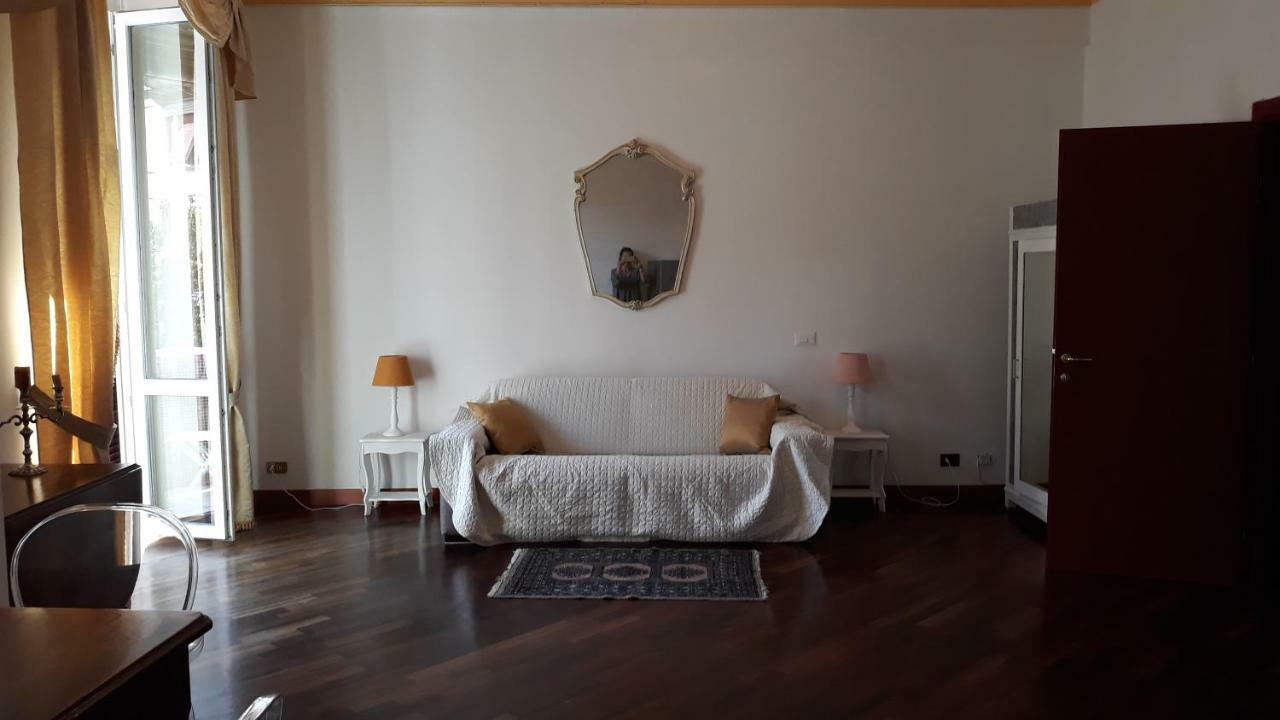 Florian Apartment *